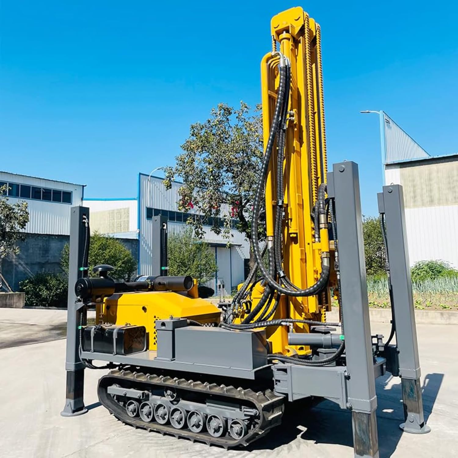 hydraulic water well drilling rig,should I buy hydraulic water well drilling rig,hydraulic water well drilling rig pros cons,hydraulic water well drilling rig vs DTH rig,high torque borehole drilling equipment worth buying,best hydraulic drilling rig for deep wells - detailed features and technical specifications